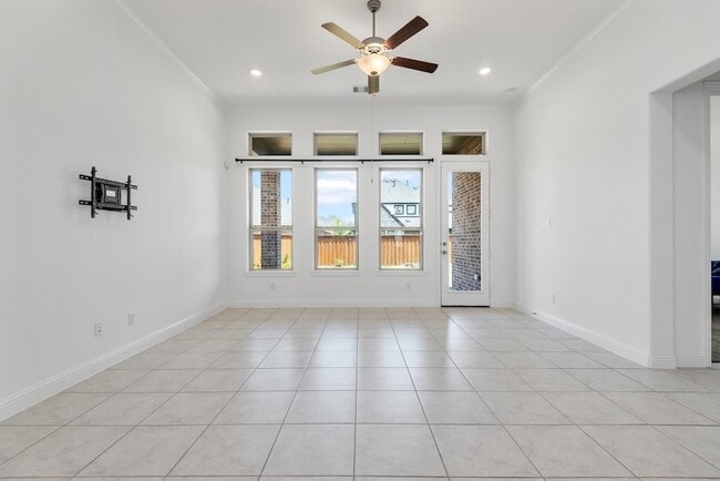 Building Photo - 28215 Whitmore Bend Dr