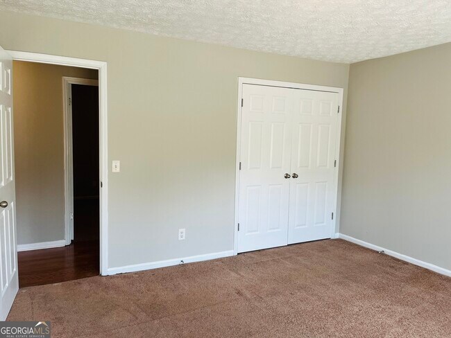 Building Photo - 605 Wilburn Ave