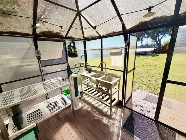 Building Photo - 5243 W Lake Butler Rd