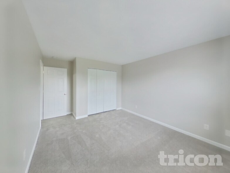 Building Photo - 11118 Waterfield Pl