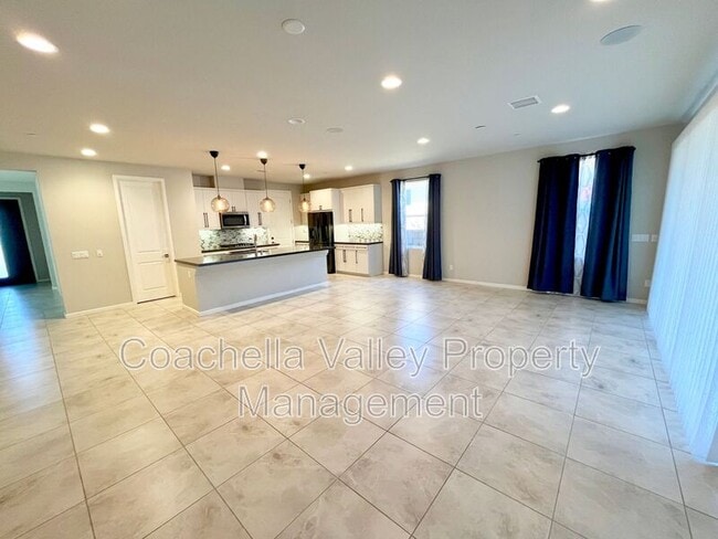 Building Photo - 74374 Xavier Ct
