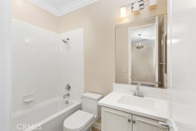 Building Photo - 2854 Alamitos Rd