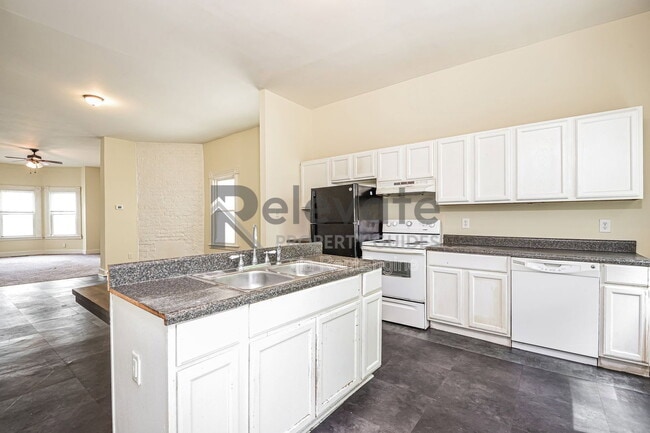 Building Photo - 1313 N 20th St