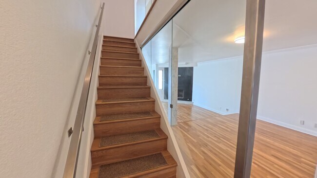 Building Photo - 5003 Diamond Heights Blvd