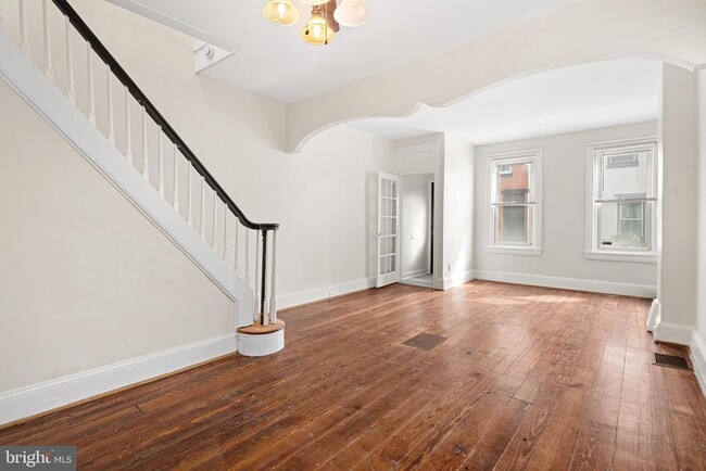 Building Photo - 802 N Bucknell St