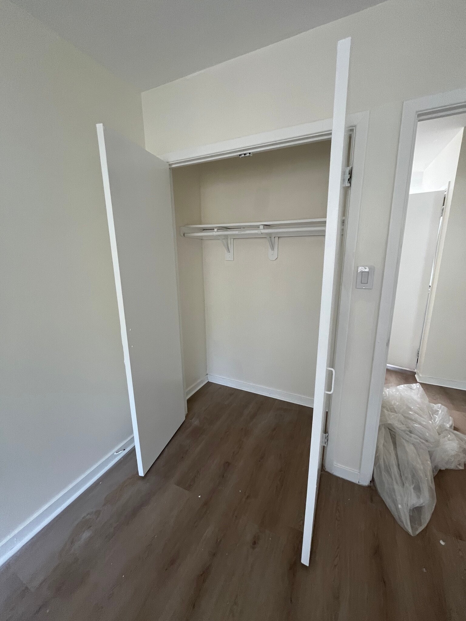 Building Photo - 929 Gates Ave