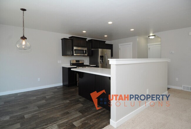 Building Photo - 577 S Windsong Ln