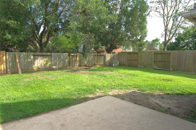 Building Photo - 20527 Spur Branch Ln