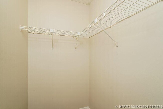 Building Photo - 6514 Flora Way