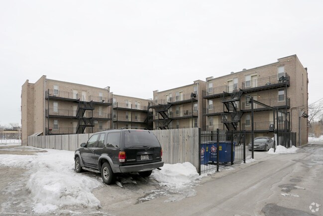 Building Photo - 4348-4358 S Prairie Ave