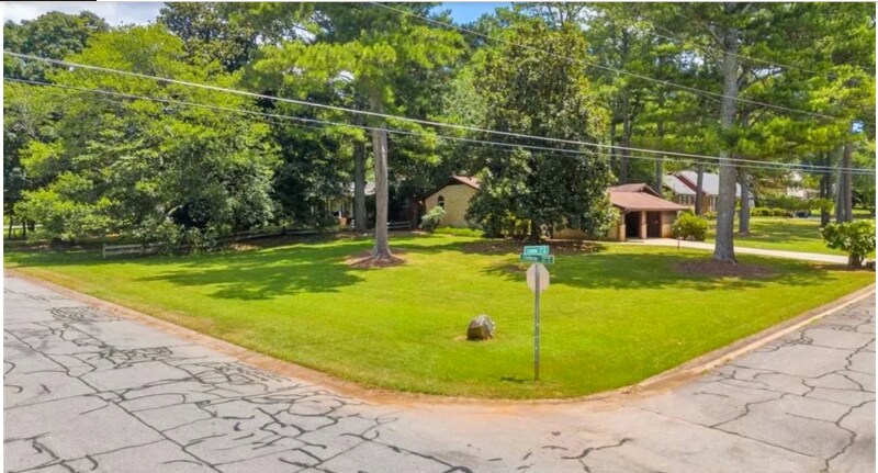 Building Photo - 3102 Claiborne Dr NW