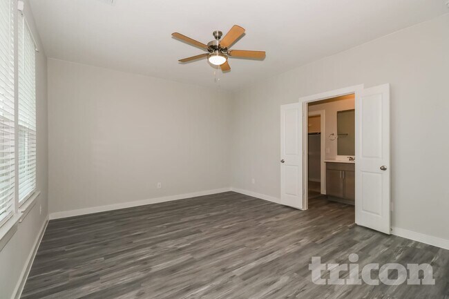 Building Photo - 605 Raglands Rd