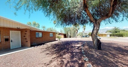 Building Photo - For Rent