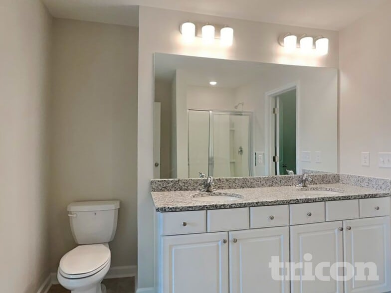 Building Photo - 184 Chapelcrest Ln