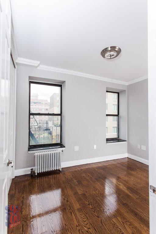 Building Photo - 326 E 100th St