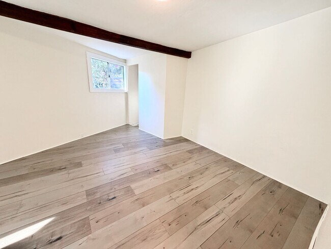 Building Photo - Extensively Remodeled Mount Washington Home with Expansive Deck, Bonus Flex Space & Architectural...