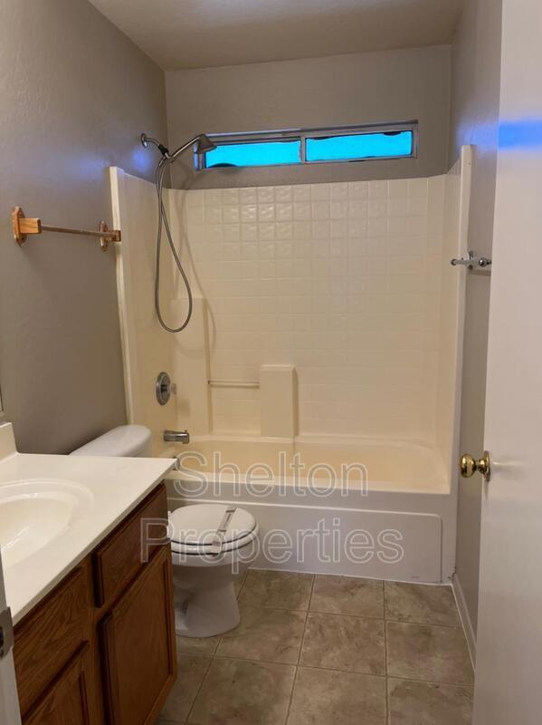 Building Photo - 12532 W Myer Ln