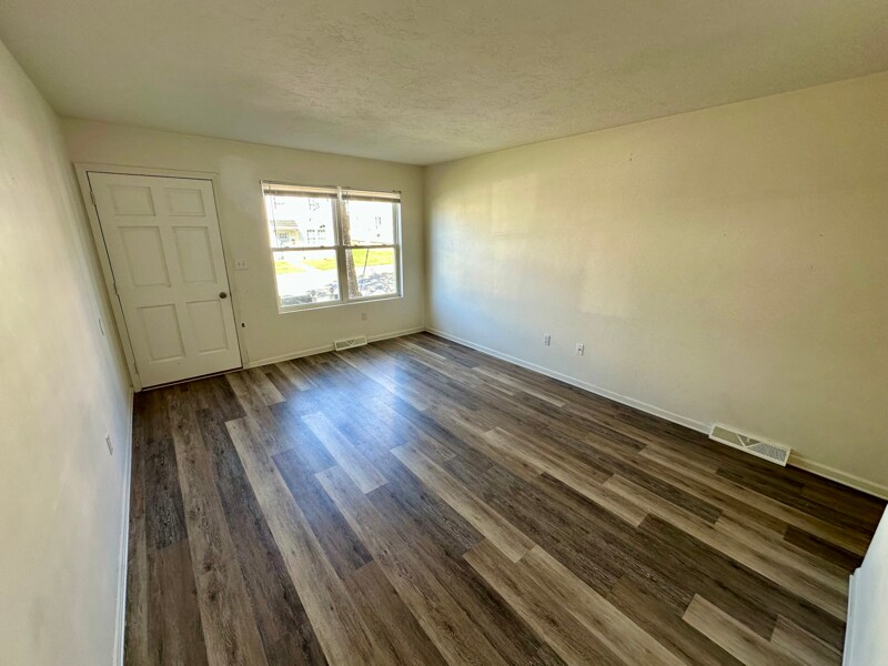 Building Photo - 262 3rd St