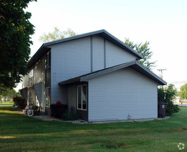 Building Photo - Mayfield Apartments