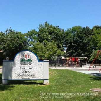 Building Photo - 1333 W 61st St