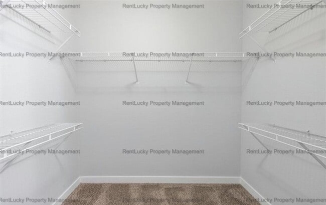 Building Photo - Spacious Cambria Hills Condo – Vaulted Cei...