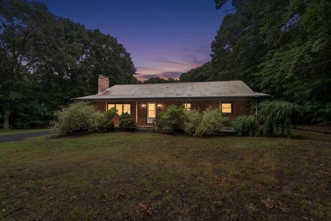Building Photo - 56 Parmenter Ln