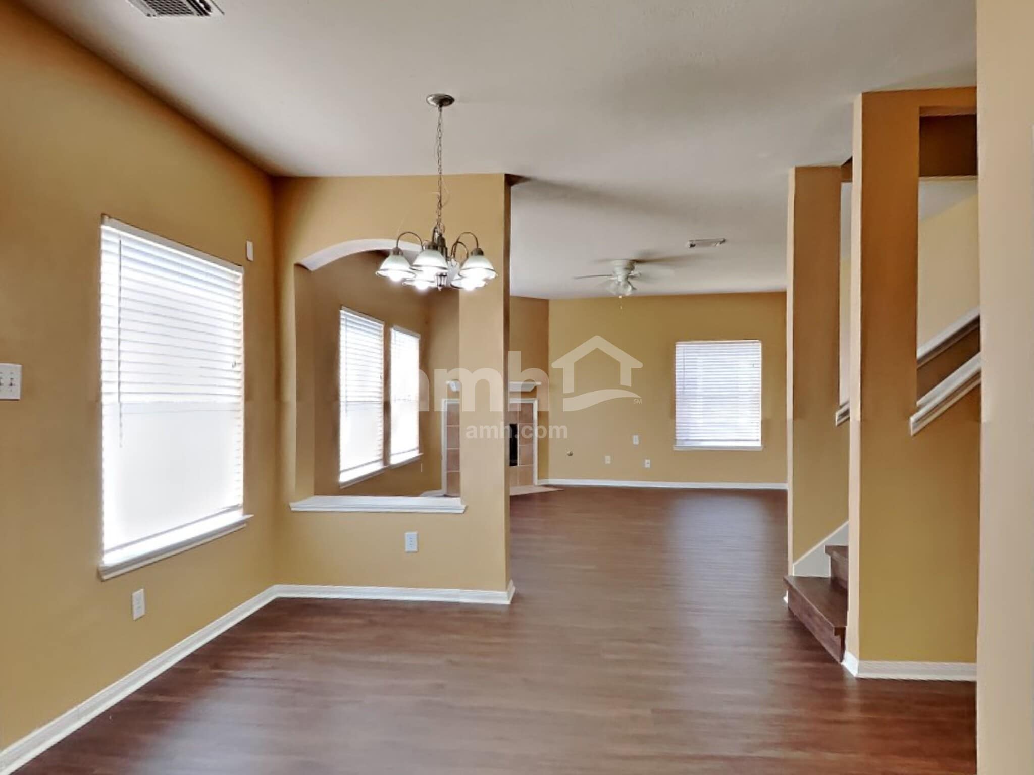 Building Photo - 4942 Pinder Ln