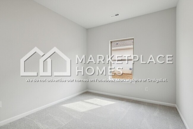 Building Photo - 313 McHenry Dr