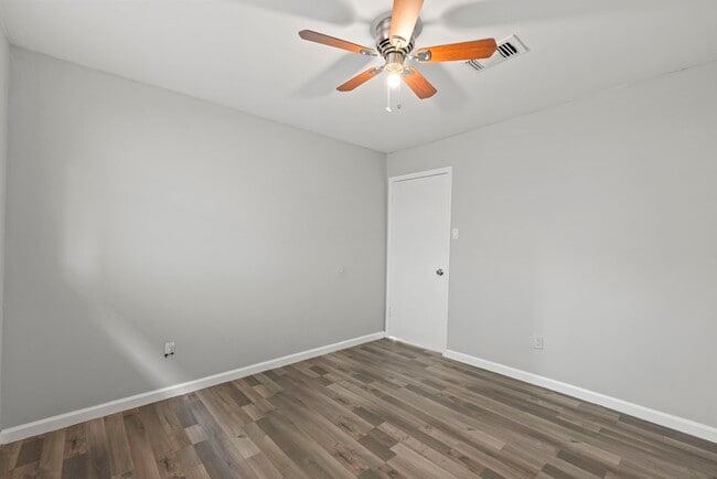 Building Photo - 3808 Corto St