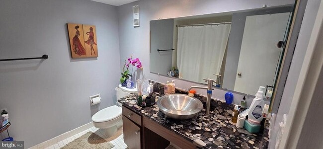 Building Photo - 3709 S George Mason Dr