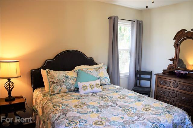 Building Photo - 201 Gamble St