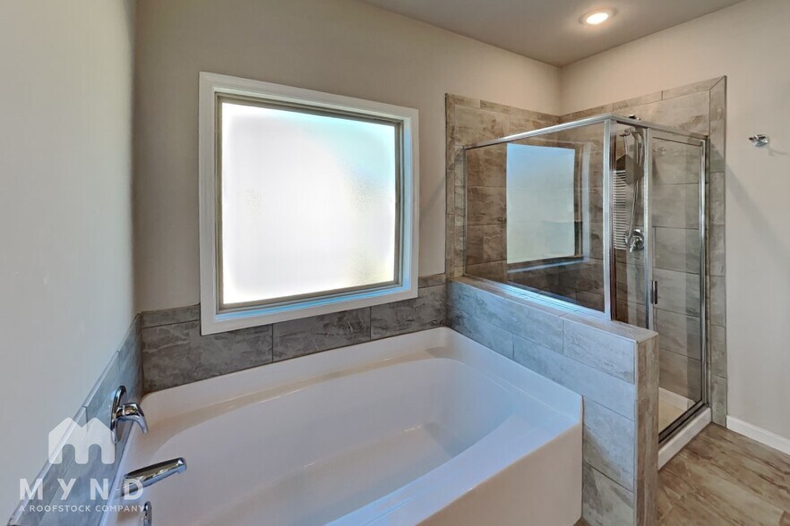 Building Photo - 1030 Brading Pl