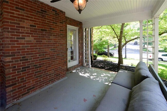 Building Photo - 937 S Bemiston Ave