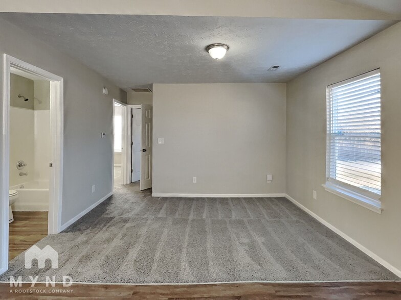 Building Photo - 3704 Bearwood Dr