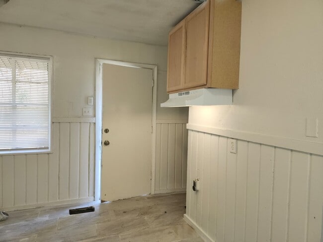 Building Photo - 2632 Shannon St