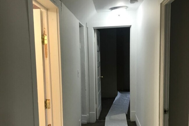 Building Photo - 2822 4th St NW