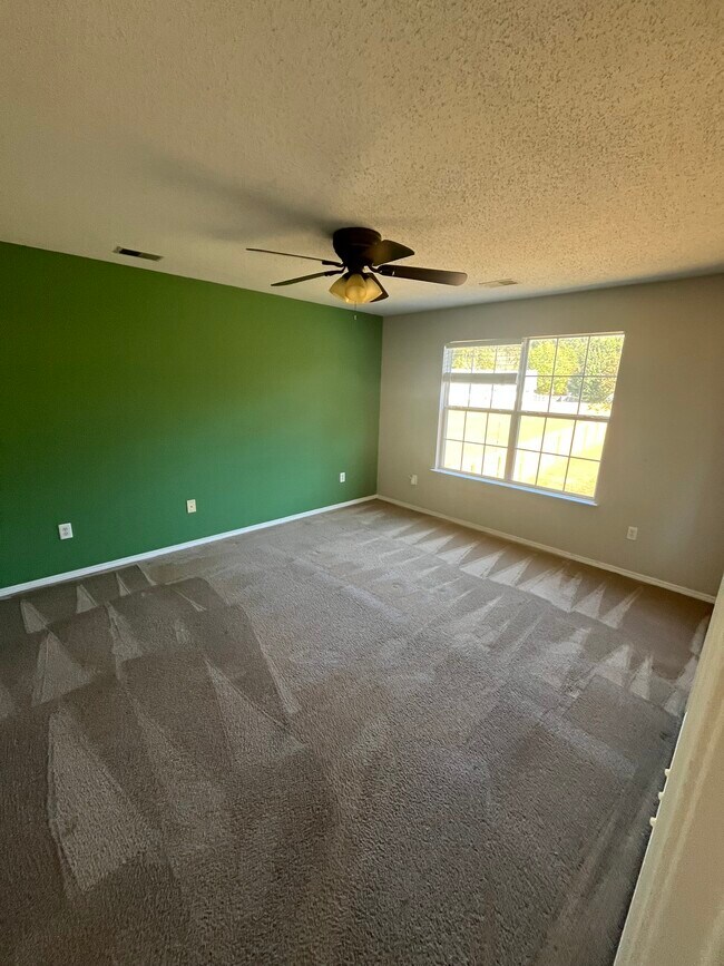 Building Photo - 403 Tripmont Ct