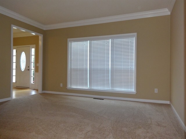 Building Photo - 3805 Deauville Way