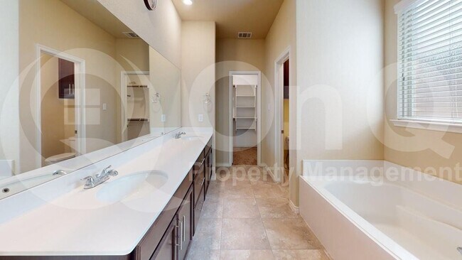 Building Photo - 10221 Levelland Pl