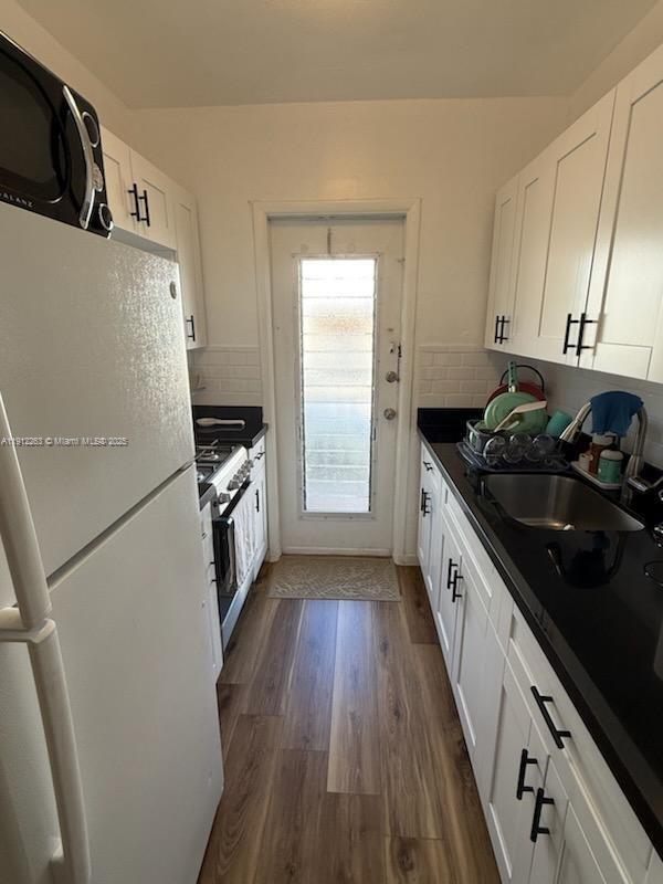 Building Photo - 655 Meridian Ave