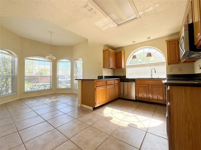 Building Photo - 4624 Booth Dr