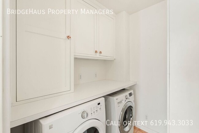 Building Photo - 4739 Hillcrest Ave