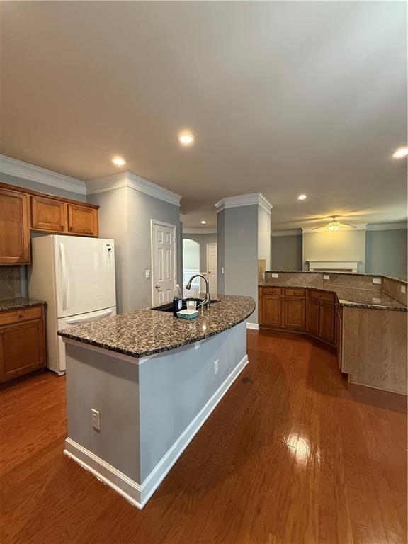 Building Photo - 2501 Royston Dr