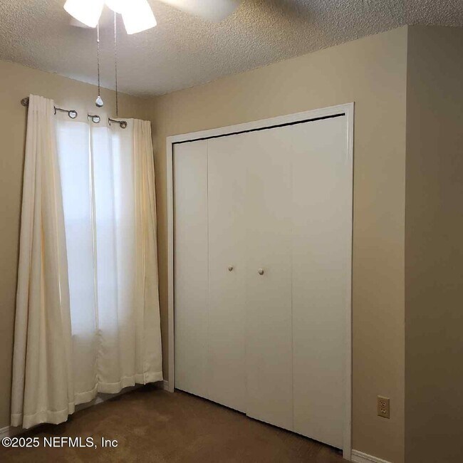 Building Photo - 2210 Captain Kidd Dr