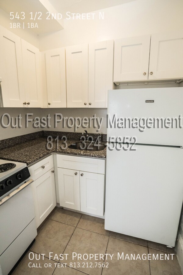 Building Photo - 543 1/2 2nd Street N