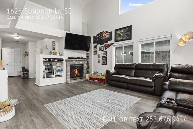 Building Photo - 1625 Sundrop Ln SE