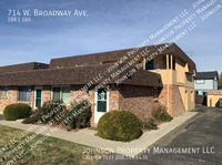Building Photo - 714 W Broadway Ave