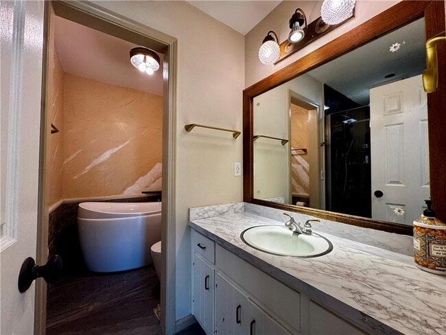 Building Photo - 1709 Rangewood Dr SW