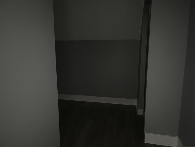 Building Photo - 58 Smith Ave