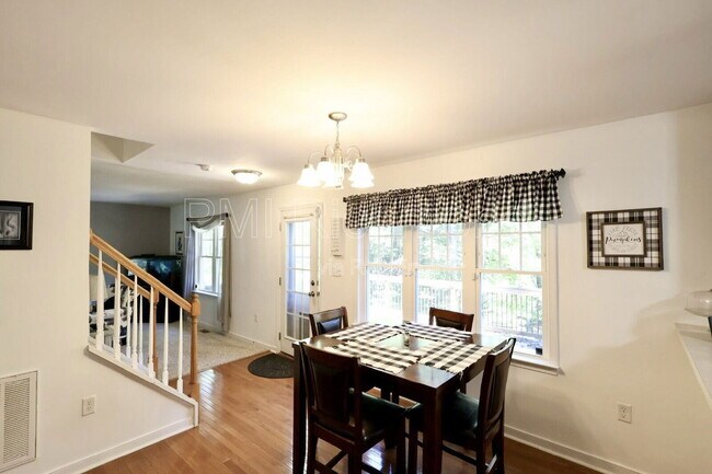 Building Photo - 15831 Haggis Dr